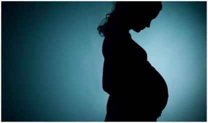 Crime: मंगलौर। सात माह की गर्भवती के पेट पर मारी लात फाडे कपड़े