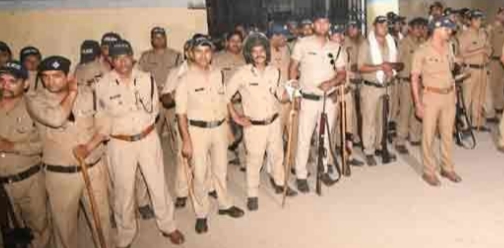 Ban: डाडा जलालपुर में महापंचायत पर रोक के बाद भारी पुलिस बल तैनात