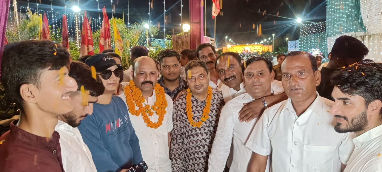 Appricacion: खानपुर विधायक उमेश शर्मा के समर्थक जुल्फिकार ने कराया 15 निर्धन कन्याओं का विवाह