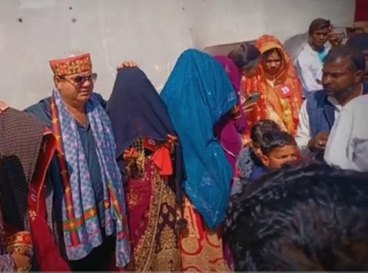 Marriage: खानपुर विधायक उमेश कुमार ने फिर कराया 151 निर्धन जोड़ों का विवाह संपन्न, लोगो ने की जमकर प्रशंसा