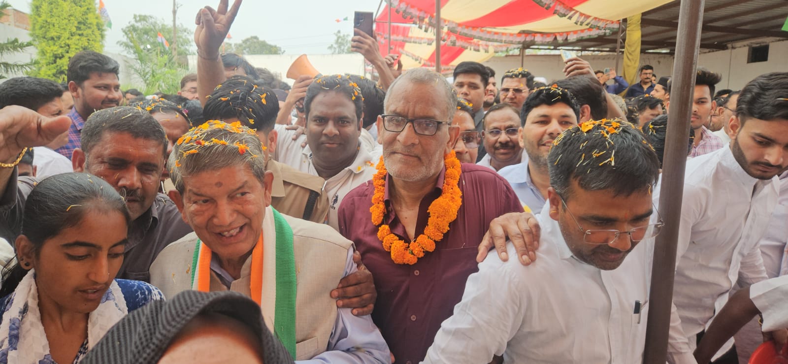 Election 2024: झबरेड़ा में लोकसभा प्रत्याशी वीरेंद्र रावत के कार्यालय उद्घाटन अवसर पर बोले पूर्व मुख्यमंत्री हरीश रावत भारतीय जनता पार्टी जुमलो की पार्टी