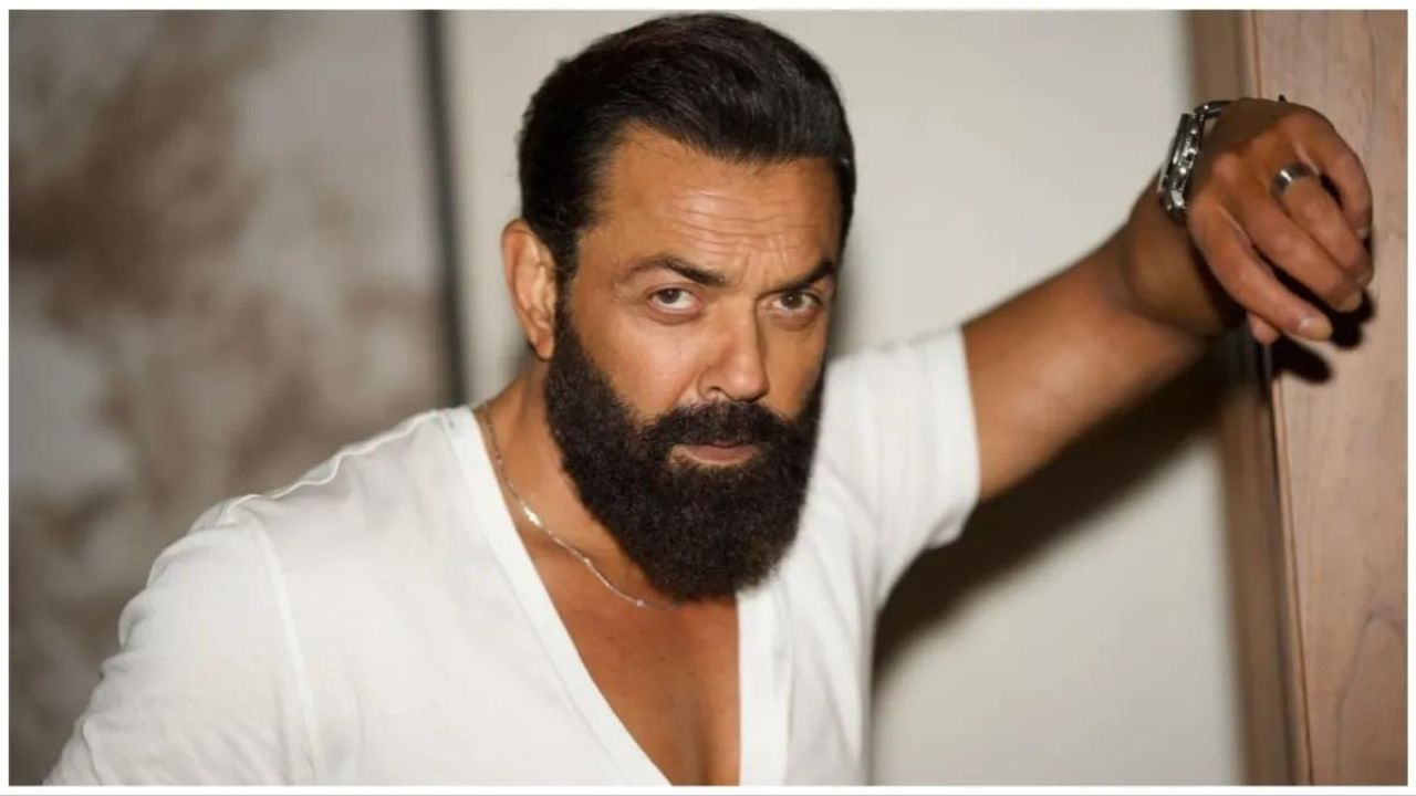 Bobby Deol की किस्मत चमकी इन दो फिल्मों से, 24 साल पहले भी निभाया था निगेटिव रोल
