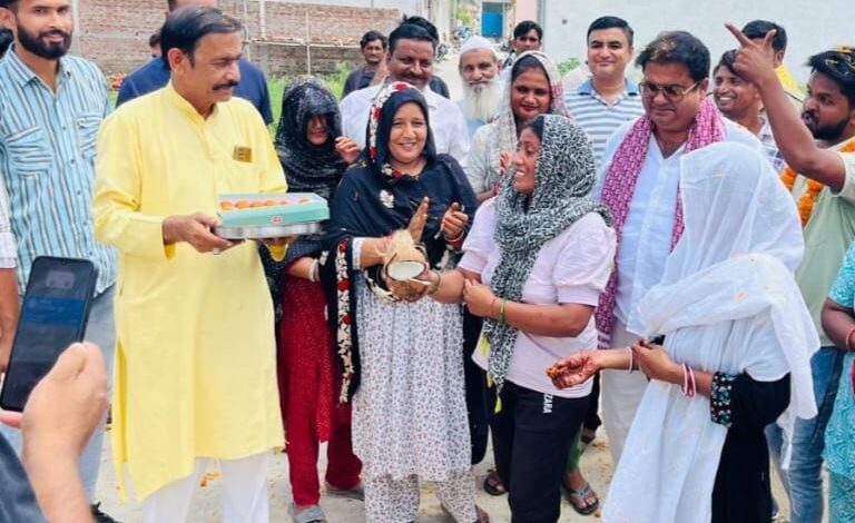 Umesh kumar: ख़ानपुर विधायक उमेश कुमार के द्वारा  HRDA से अपने प्रस्ताव पर राजविहार की आंतरिक सड़कों का कराया नवनिर्माण, क्षेत्र की जनता ने जताया आभार