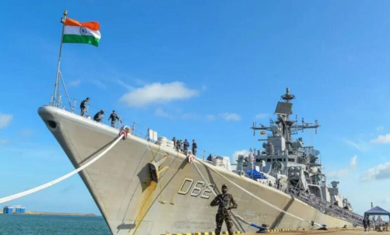 Indian and Chinese Navy in Sri Lanka: भारत और चीन के युद्धपोत भारतीय महासागर में आमने-सामने, जानें क्यों तैनात किए गए दोनों देशों के नौसैनिक जहाज Indian and Chinese Navy in Sri Lanka: भारत और चीन के युद्धपोत भारतीय महासागर में आमने-सामने, जानें क्यों तैनात किए गए दोनों देशों के नौसैनिक जहाज