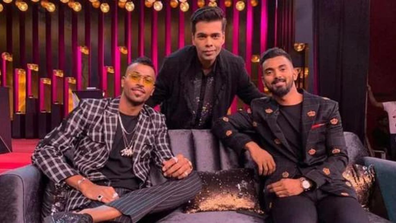Karan Johar’s show: क्रिकेटर ने करण जौहर के शो में जाने पर जताया पछतावा, विवाद के बाद टीम से निलंबित, 5 साल बाद की चुप्पी तोड़ी Karan Johar’s show: क्रिकेटर ने करण जौहर के शो में जाने पर जताया पछतावा, विवाद के बाद टीम से निलंबित, 5 साल बाद की चुप्पी तोड़ी