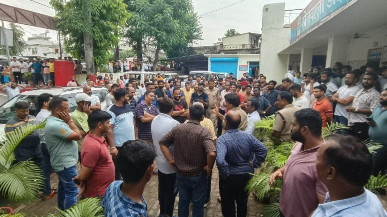 Uttarakhand: ‘रोहिंग्या समर्थकों के खिलाफ कठोर कार्रवाई की जाए’, उत्तराखंड में गांव प्रधान और पार्षदों की मांग