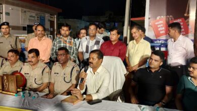 Appreciation: सकुशल कावड़ मेला संपन्न पर एसपी देहात ने स्वयंसेवियों,  सफाई नायकों, कर्मचारियों का किया सम्मान