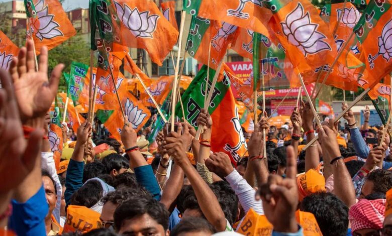 Uttarakhand BJP: छह दिनों में 2.39 लाख सदस्यों की बढ़ोत्तरी, महासंपर्क अभियान आज से शुरू Uttarakhand BJP: छह दिनों में 2.39 लाख सदस्यों की बढ़ोत्तरी, महासंपर्क अभियान आज से शुरू