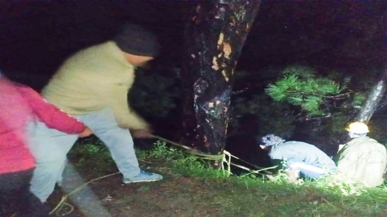 Almora accident: अंतिम संस्कार से लौट रहे वाहन का एक्सीडेंट, तीन की मौत