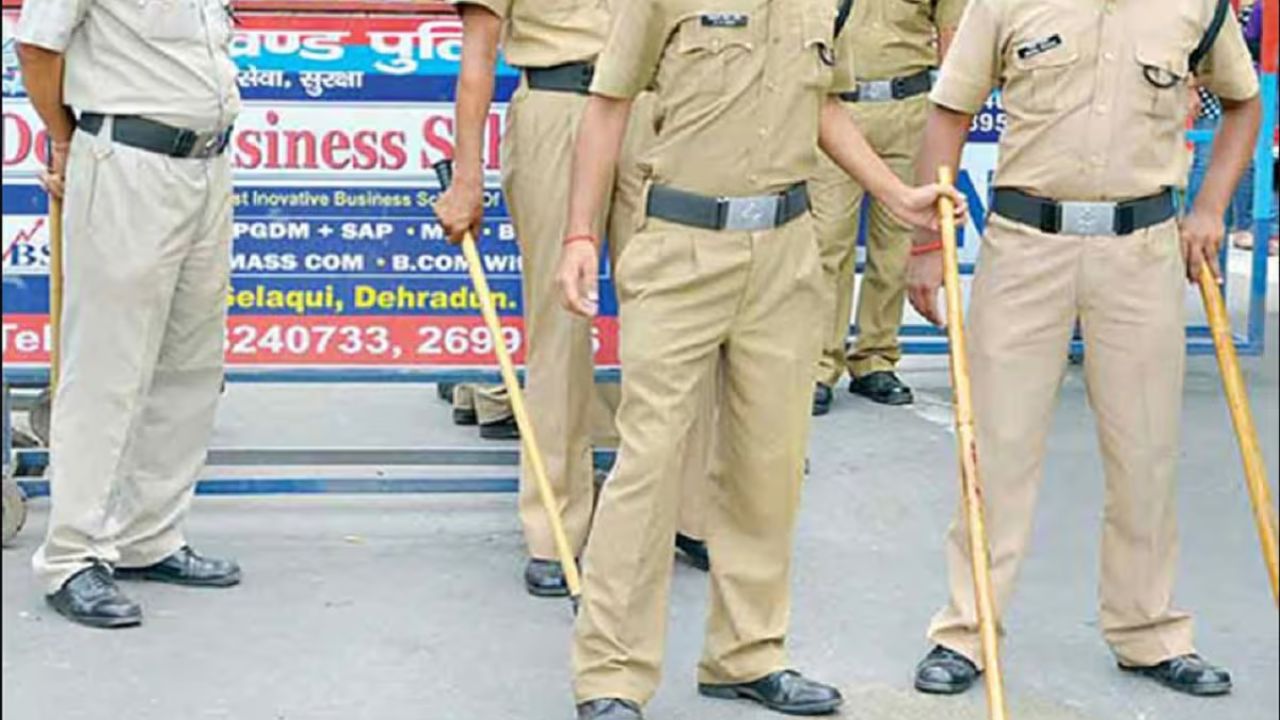 Uttarkashi News: उत्तरकाशी में मस्जिद को लेकर विवाद, अधूरी जानकारी से बढ़ी घमासान, इंटरनेट मीडिया पर बवाल