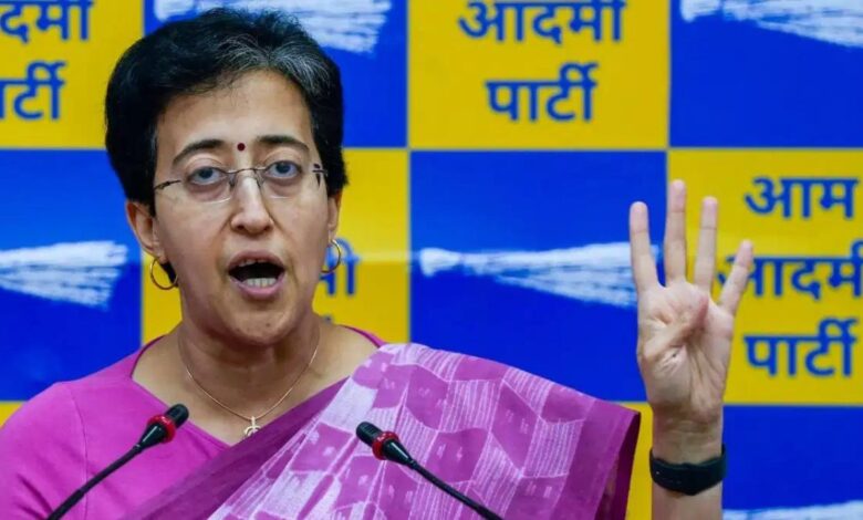 Atishi’s statement: बीजेपी AAP नेताओं को जेल भेजकर भी नहीं रोक पाई दिल्ली का विकास