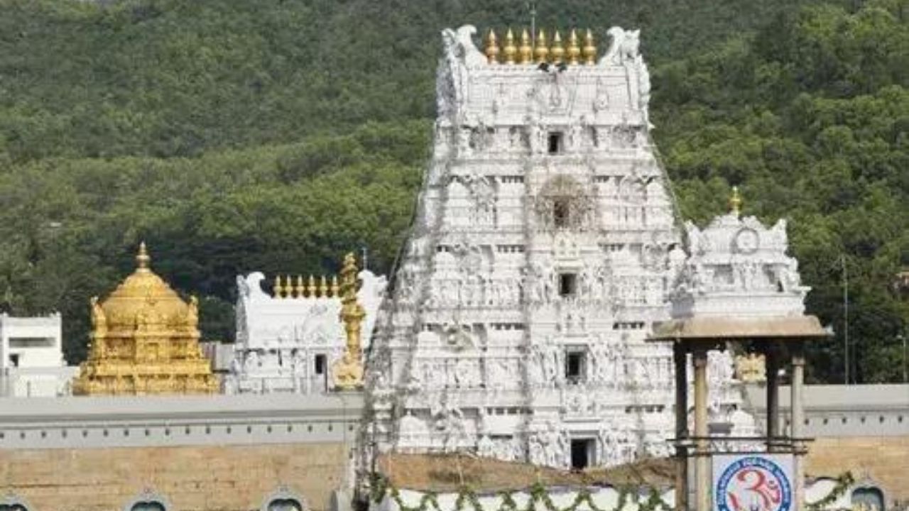 Tirupati temple case पर विवाद, जगन रेड्डी की पार्टी ने लगाए बड़े आरोप