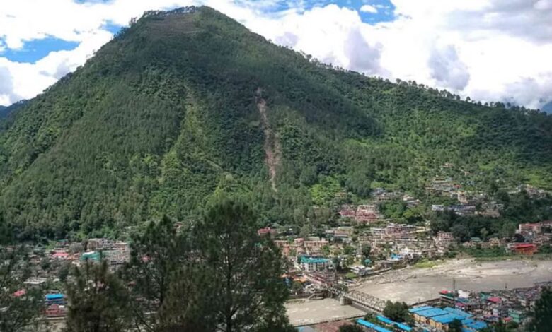 Uttarkashi: वरुणावत पर्वत पर भूस्खलन की समस्या, तत्काल उपचार की आवश्यक Uttarkashi: वरुणावत पर्वत पर भूस्खलन की समस्या, तत्काल उपचार की आवश्यक