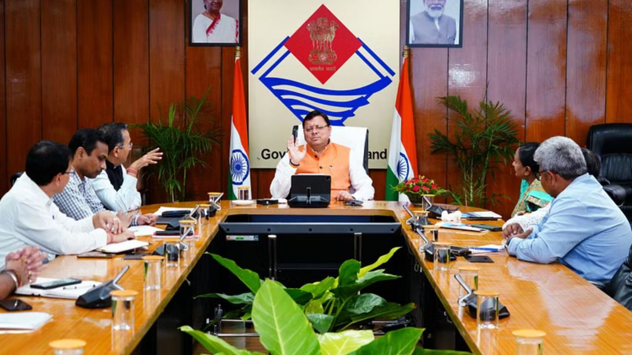 Uttarakhand: देवभूमि में गूंजेगी देववाणी, सरकार ने आधिकारिक भाषा संस्कृत के प्रचार-प्रसार के लिए बनाई योजना