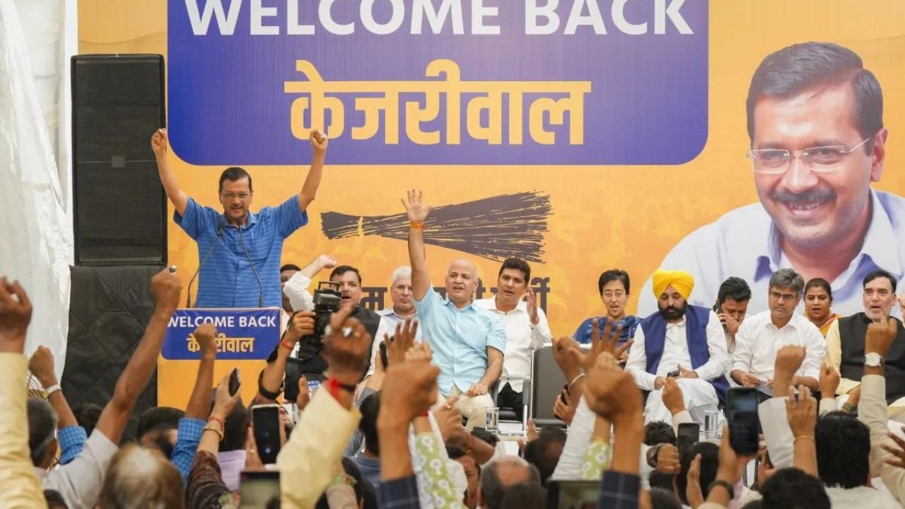 Delhi: “कुछ ने कहा ड्रामा कर रहे हैं, तो कुछ बोले पीआर स्टंट है”, केजरीवाल के इस्तीफे की खबर सुनकर बीजेपी-कांग्रेस ने क्या कहा Delhi: “कुछ ने कहा ड्रामा कर रहे हैं, तो कुछ बोले पीआर स्टंट है”, केजरीवाल के इस्तीफे की खबर सुनकर बीजेपी-कांग्रेस ने क्या कहा