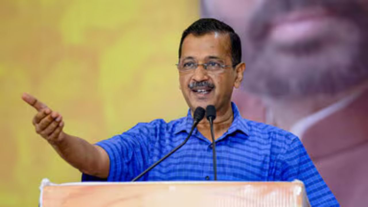 Delhi: "कुछ ने कहा ड्रामा कर रहे हैं, तो कुछ बोले पीआर स्टंट है", केजरीवाल के इस्तीफे की खबर सुनकर बीजेपी-कांग्रेस ने क्या कहा