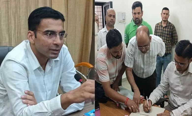 Dehradun’s new DM: सविन बंसल के पदभार ग्रहण करते ही फेसबुक पर समस्याओं की बाढ़ Dehradun’s new DM: सविन बंसल के पदभार ग्रहण करते ही फेसबुक पर समस्याओं की बाढ़