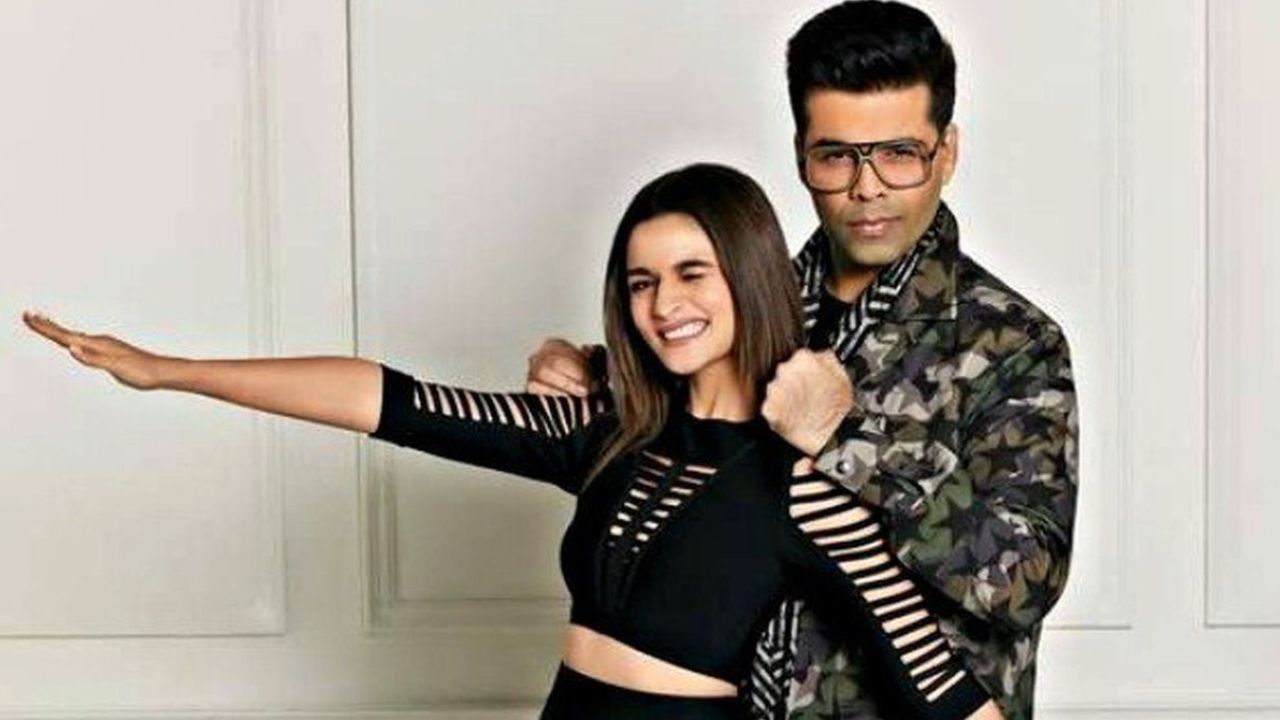 Karan Johar’s big reveal: कपिल शर्मा के शो में आलिया भट्ट को कहा अपनी ‘पहली बेटी’ Karan Johar’s big reveal: कपिल शर्मा के शो में आलिया भट्ट को कहा अपनी ‘पहली बेटी’