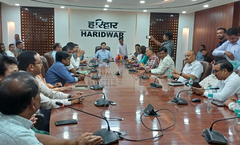 Farewell: मुख्य विकास अधिकारी प्रतीक जैन को दी गई भावभीनी विदाई,