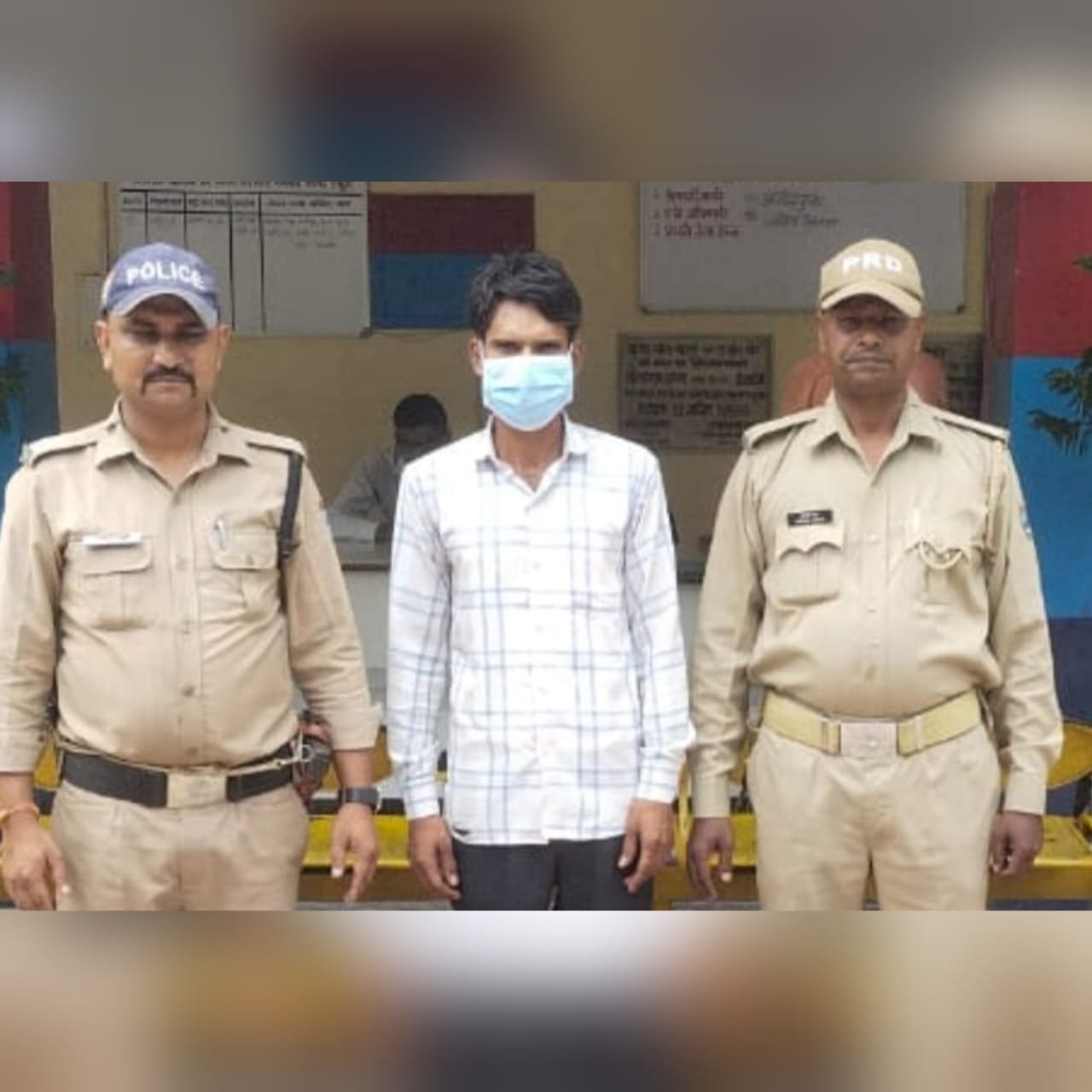 Arrest: कोर्ट के आदेश पर 1 वारंटी को कोतवाली गंगनहर पुलिस ने किया गिरफ्तार Arrest: कोर्ट के आदेश पर 1 वारंटी को कोतवाली गंगनहर पुलिस ने किया गिरफ्तार