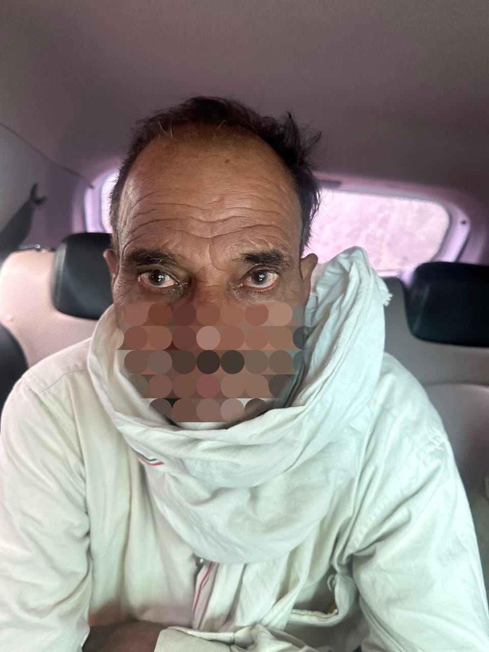 Dehradun: एसटीएफ की एएनटीएफ टीम उत्तराखंड का नशा तस्करों पर कड़ा प्रहार, 90 लाख रूपये की स्मैक के साथ एक नशा तस्कर गिरफ्तार Dehradun: एसटीएफ की एएनटीएफ टीम उत्तराखंड का नशा तस्करों पर कड़ा प्रहार, 90 लाख रूपये की स्मैक के साथ एक नशा तस्कर गिरफ्तार