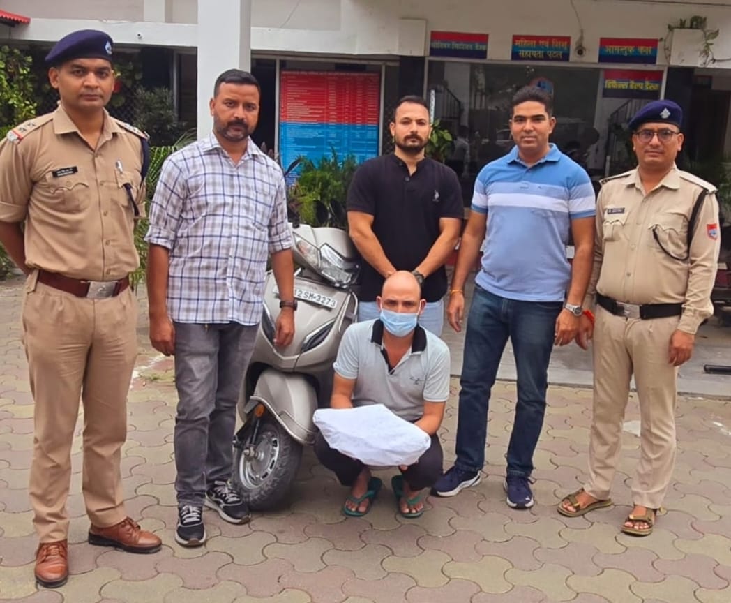 Uttarakhand: स्कूटी की डिग्गी से कर रहा था चरस की तस्करी, 2.407 किलोग्राम चरस के साथ गिरफ्तार, स्कूटी सीज