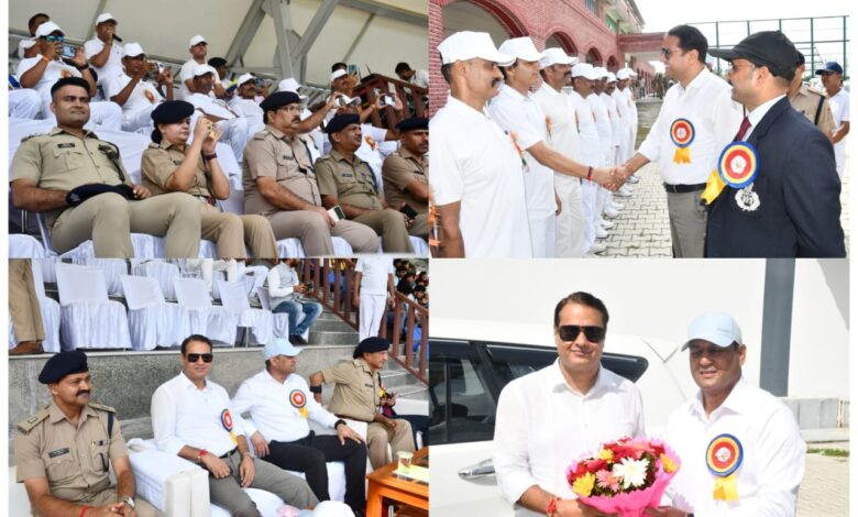 Haridwar: हरिद्वार के वंदना कटारिया स्टेडियम में चार दिवसीय अंतर्जनपदीय पुलिस हॉकी टूर्नामेंट का हुआ आगाज