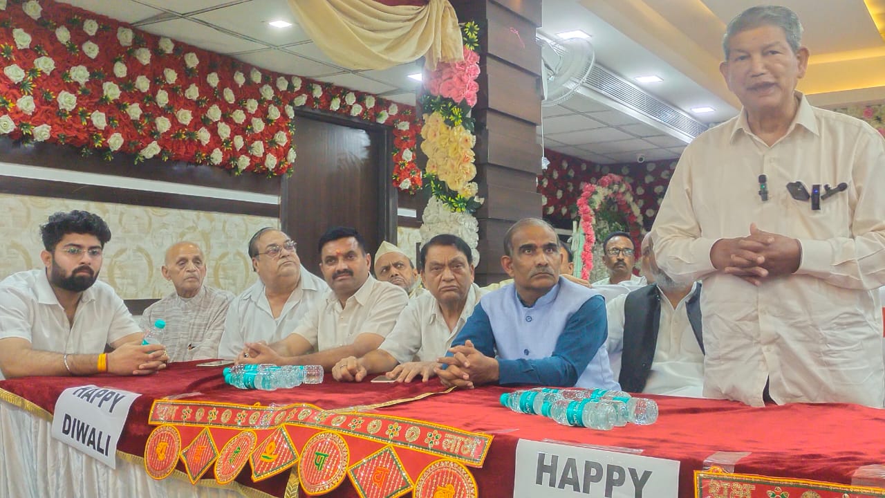 Roorkee: महंगाई चरम सीमा पर और विभिन्न मुद्दों पर सरकार पूरी तरह से फेल है: हरीश रावत