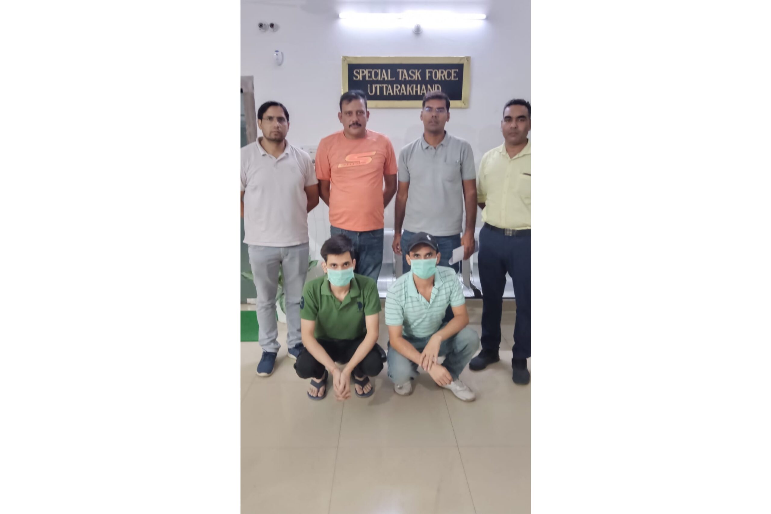 Uttarakhand: 2 ईनामी ठगों को उत्तराखण्ड एसटीएफ द्वारा दिल्ली से किया गया गिरफ्तार