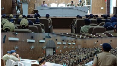 Haridwar: ग्राम पंचायत उपनिर्वाचन को लेकर मतदान ड्यूटी में लगे पुलिस फोर्स को एसपी देहात ने किया ब्रीफ