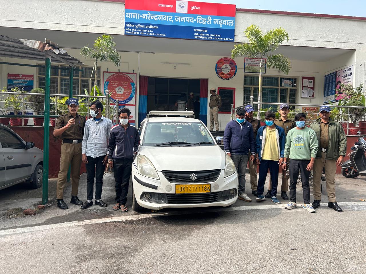 Tehri: 3 किलो 300 ग्राम चरस के साथ मय कार 5 नशा तस्कर गिरफ्तार