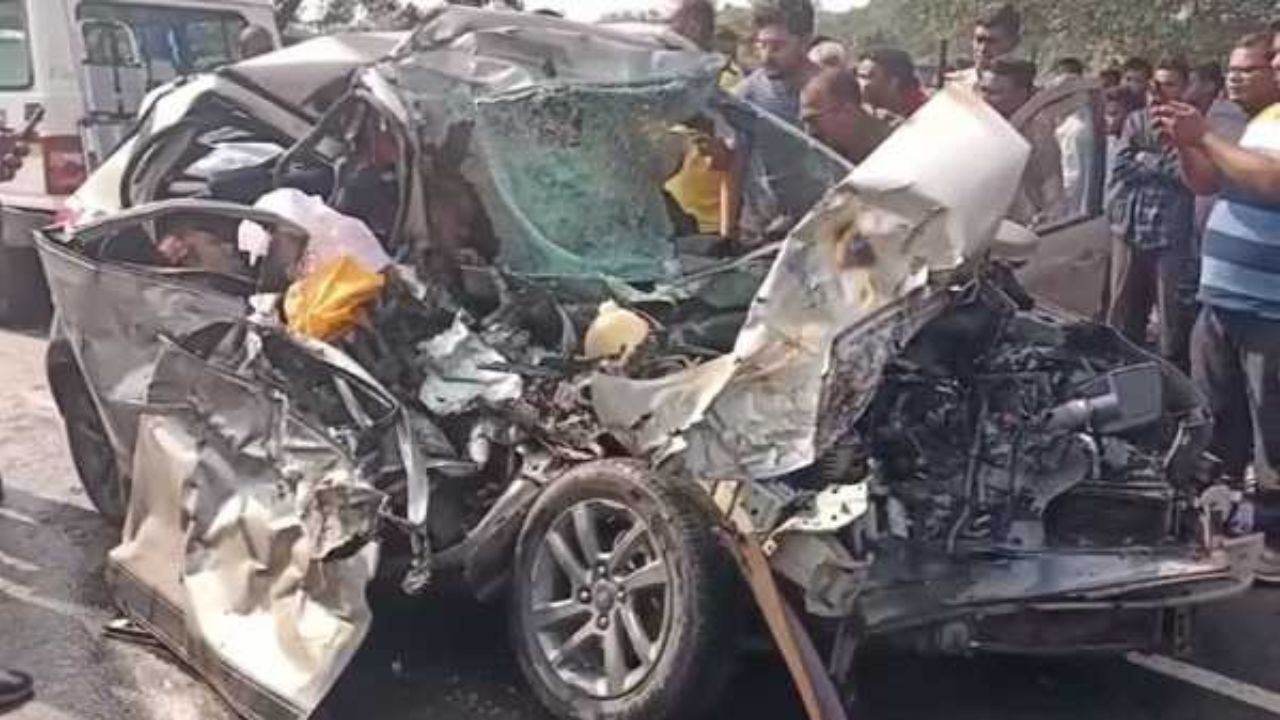Road Accident: शादी के बाद घर लौट रही परिवार की कार दुर्घटना में 7 लोग मरे, मुख्यमंत्री ने जताया दुख
