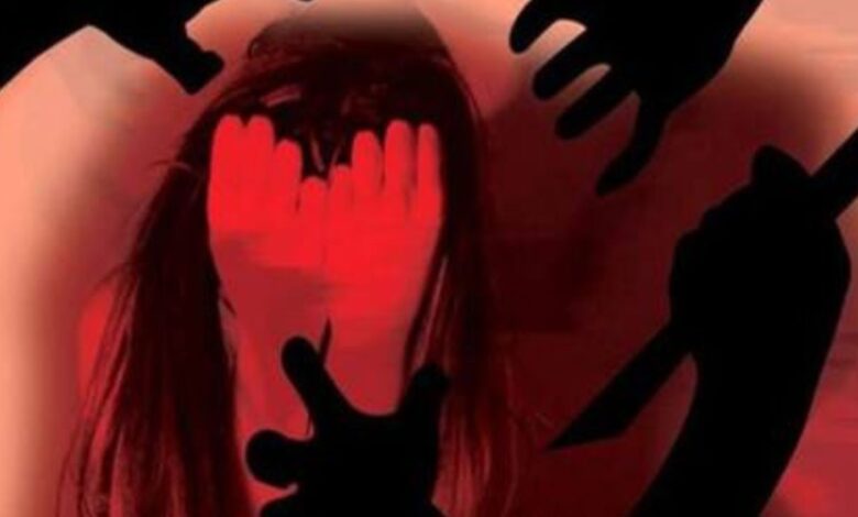 Delhi ITO Gangrape: फिर हुई निर्भया जैसी घटना, लड़की से सामूहिक दुष्कर्म के बाद ऑटो चालक ने भी किया गैंगरेप Delhi ITO Gangrape: फिर हुई निर्भया जैसी घटना, लड़की से सामूहिक दुष्कर्म के बाद ऑटो चालक ने भी किया गैंगरेप