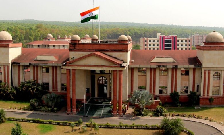 Doon University: दून विश्वविद्यालय में हिन्दू अध्ययन पाठ्यक्रम की शुरुआत, 2026 से होगा MA कोर्स Doon University: दून विश्वविद्यालय में हिन्दू अध्ययन पाठ्यक्रम की शुरुआत, 2026 से होगा MA कोर्स