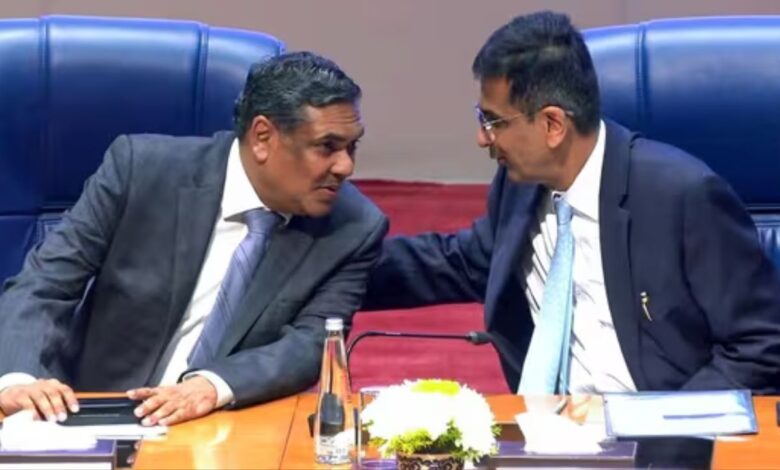 CJI DY Chandrachud को न्यायमूर्ति संजीव खन्ना का भावुक विदाई संदेश, ‘जब एक विशाल वृक्ष हटता है…’