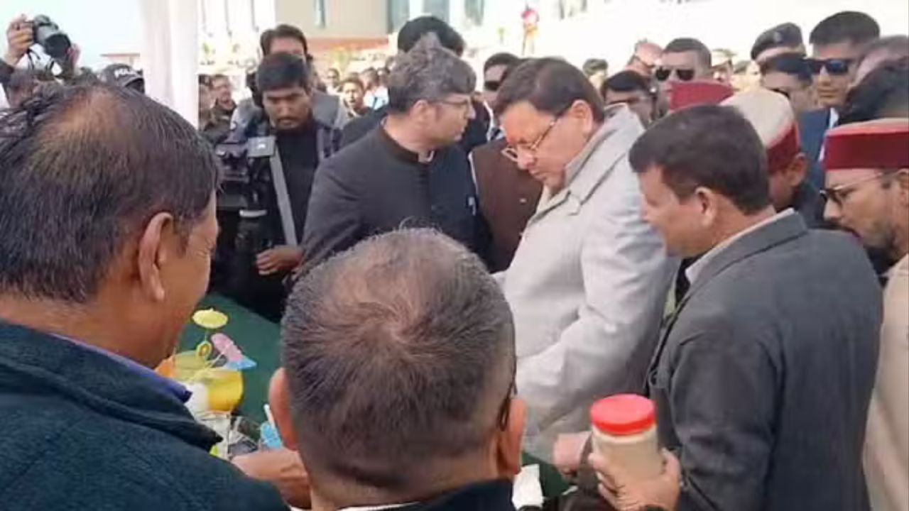 Chamoli news: मुख्य सचिव रतूड़ी की अध्यक्षता में भूमि कानून और पलायन पर चर्चा, सीएम धामी भी पहुंचे Chamoli news: मुख्य सचिव रतूड़ी की अध्यक्षता में भूमि कानून और पलायन पर चर्चा, सीएम धामी भी पहुंचे