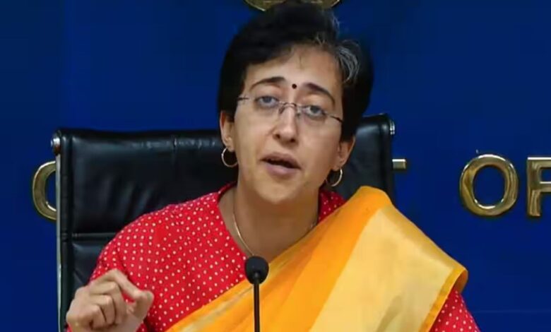 Delhi सरकार का नया नियम, अब वित्तीय धोखाधड़ी करने वालों की संपत्ति होगी जब्त