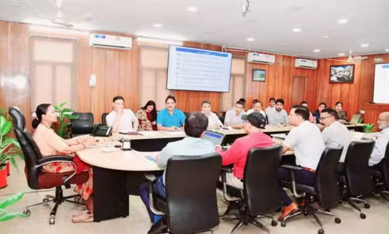 Uttarakhand राज्य स्थापना, योजनाओं के धरातल पर उतरने का इंतजार, सड़क और रेलवे लाइन की मांग बरकरार Uttarakhand राज्य स्थापना, योजनाओं के धरातल पर उतरने का इंतजार, सड़क और रेलवे लाइन की मांग बरकरार