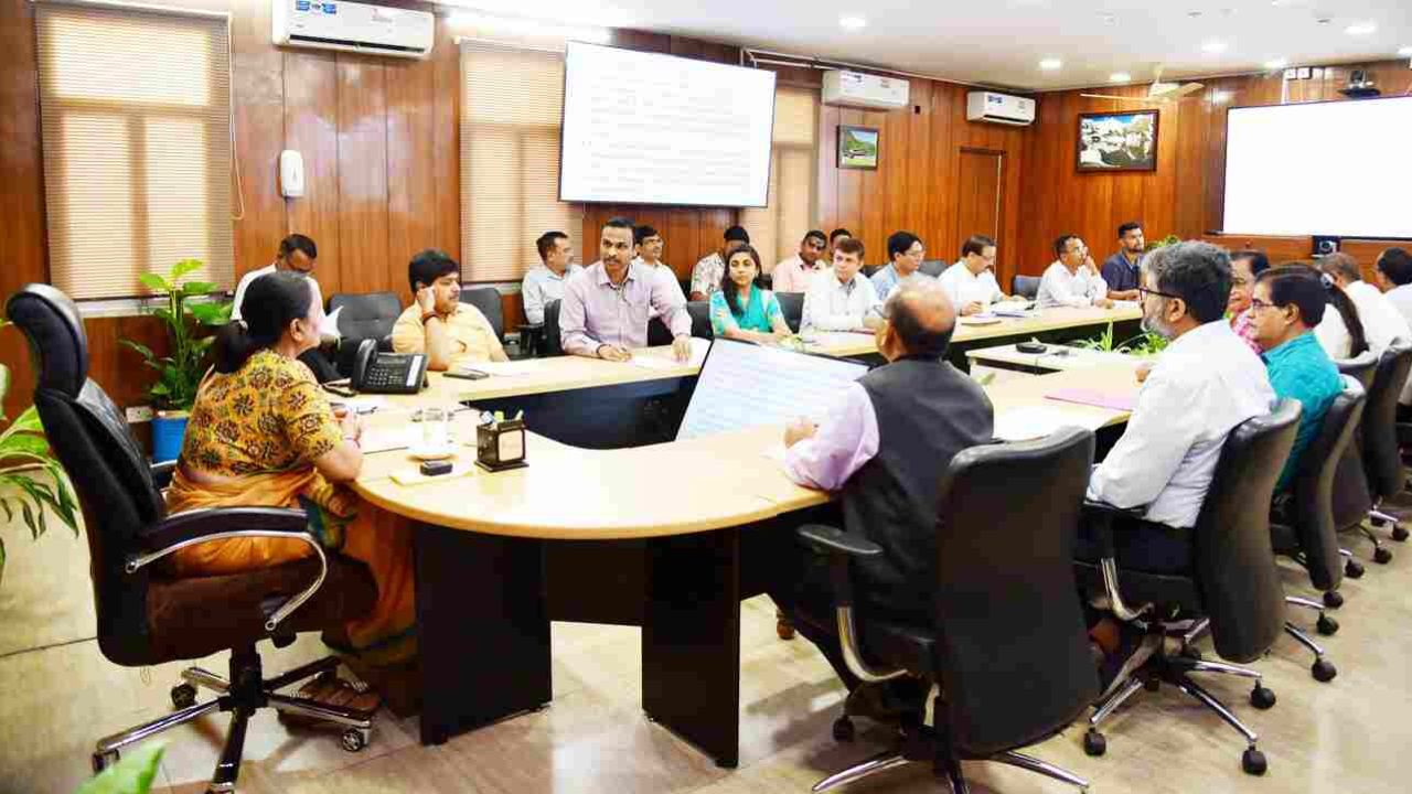 Uttarakhand राज्य स्थापना, योजनाओं के धरातल पर उतरने का इंतजार, सड़क और रेलवे लाइन की मांग बरकरार