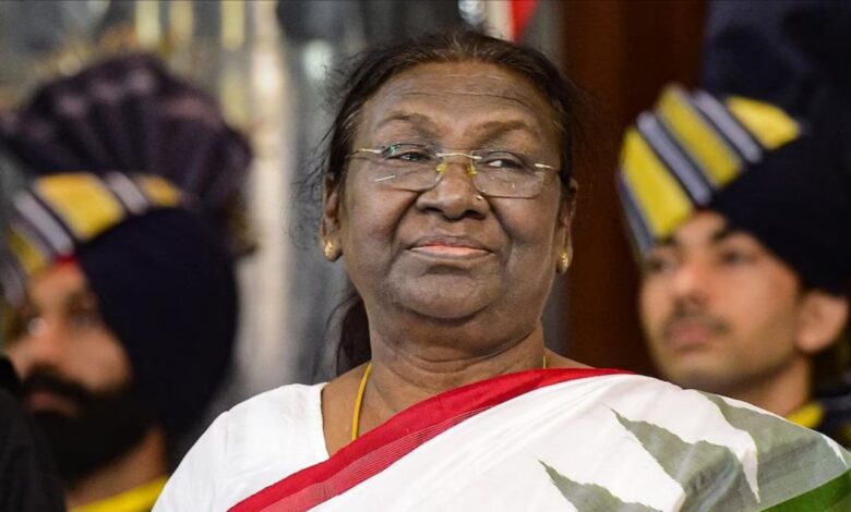 President Draupadi Murmu: भारत में समान अवसर की आवश्यकता, राष्ट्रपति द्रौपदी मुर्मू ने नागरिक विमानन में महिलाओं की भूमिका की सराहना की President Draupadi Murmu: भारत में समान अवसर की आवश्यकता, राष्ट्रपति द्रौपदी मुर्मू ने नागरिक विमानन में महिलाओं की भूमिका की सराहना की