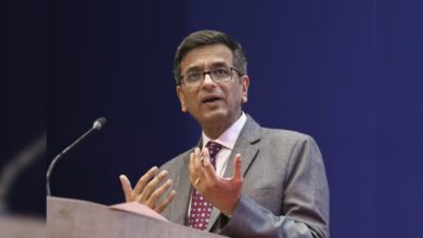CJI DY Chandrachud: सोशल मीडिया के जरिए फैसलों को प्रभावित करने की कोशिशें, पूर्व CJI DY Chandrachud ने जताई चिंता