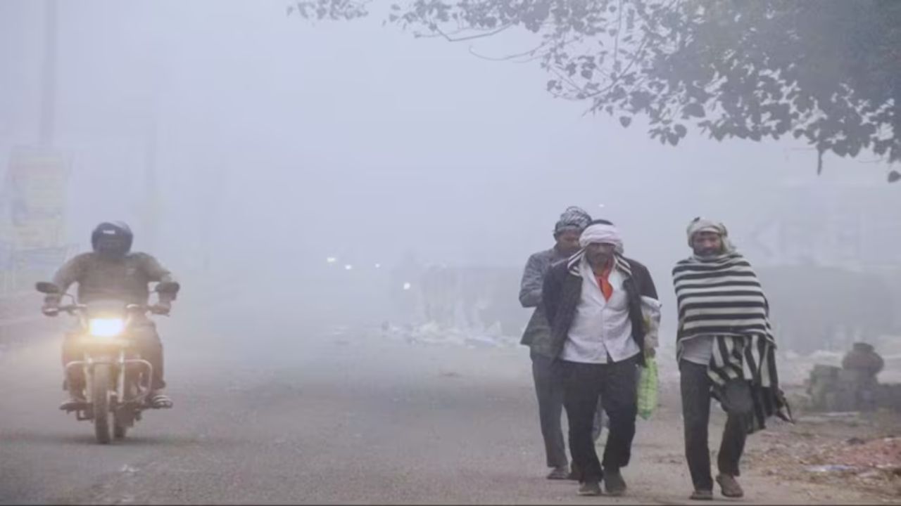 Weather Update: देहरादून में मौसम रहेगा सूखा, रात का तापमान घटेगा; नैनीताल में मौसम ने बदला मूड, पर्यटकों की बढ़ी भीड़