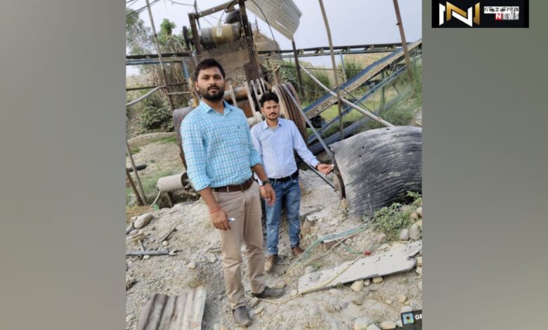 Haridwar: अवैध खनन पर सख्त नजर आ रहे जिलाधिकारी, एक स्टोन क्रेशर सीज, बोले डीएम अवैध खनन के विरूद्ध जारी रहेगा अभियान