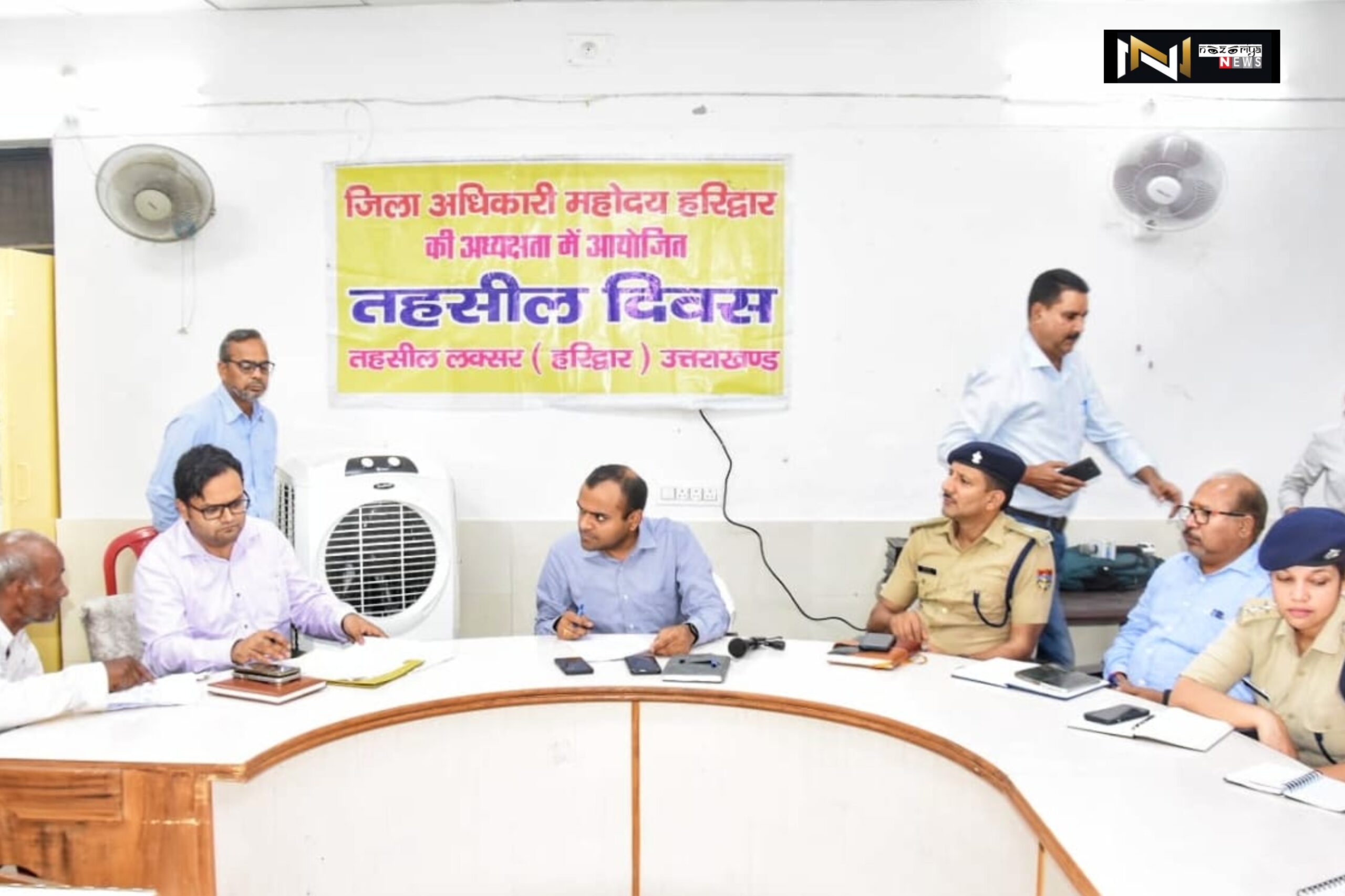 Laksar: लक्सर तहसील में आयोजित हुआ तहसील दिवस, फरियादियों ने दर्ज कराई करीब 60 समस्याएं एवं मांग Laksar: लक्सर तहसील में आयोजित हुआ तहसील दिवस, फरियादियों ने दर्ज कराई करीब 60 समस्याएं एवं मांग