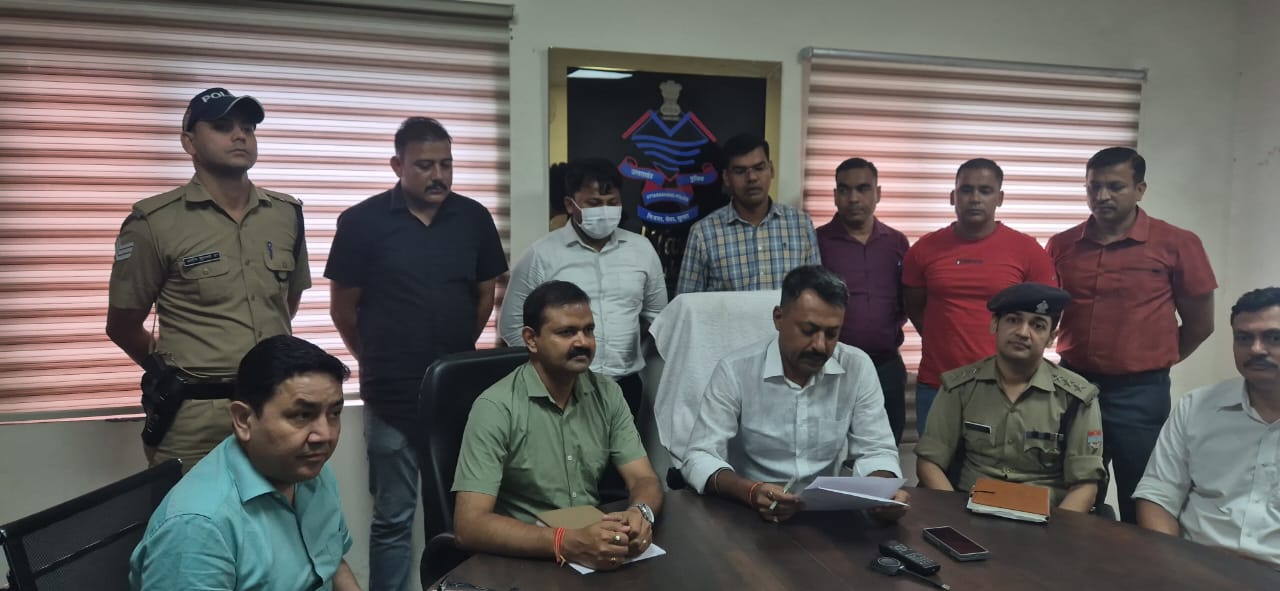 Dehradun: नकली दवाईयों के पूरे नेटवर्क को नेस्तानाबूत करने में लगी एसटीएफ, ब्रांडेड कम्पनियों की नकली दवाईयां बेचने वाले गिरोह का एक और सदस्य गिरफ्तार