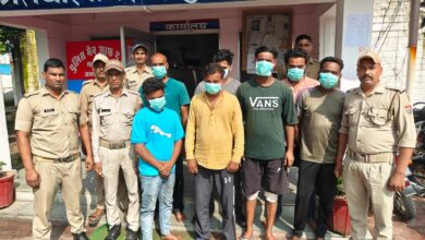 Sidcul: असामाजिक तत्वों पर पुलिस की ताबड़तोड़ कार्रवाई, खंडहर में हार जीत की बाजी लगाते 7 जुहारी गिरफ्तार