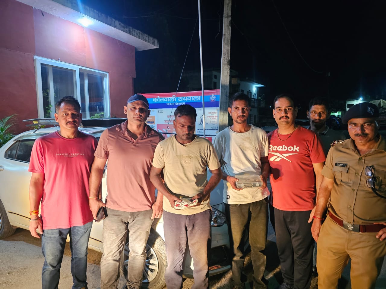 Dehradun: 45 लाख रूपये की कीमत हेरोइन सहित 2 नशा तस्कर गिरफ्तार