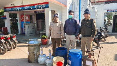 Haridwar: नाजायज शराब की भट्टी मय उपकरण ल व 30 लीटर कच्ची शराब के साथ एक गिरफ्तार