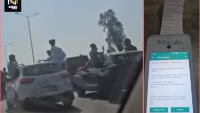 Mangalore: गाड़ी की खिड़कियों से बाहर निकल हुटर बजाते हाइवे से गुजरे थे बाराती, पुलिस बरातियों को दिया शादी का शगुन, 7 वाहनों का ऑनलाइन चालान Mangalore: गाड़ी की खिड़कियों से बाहर निकल हुटर बजाते हाइवे से गुजरे थे बाराती, पुलिस बरातियों को दिया शादी का शगुन, 7 वाहनों का ऑनलाइन चालान