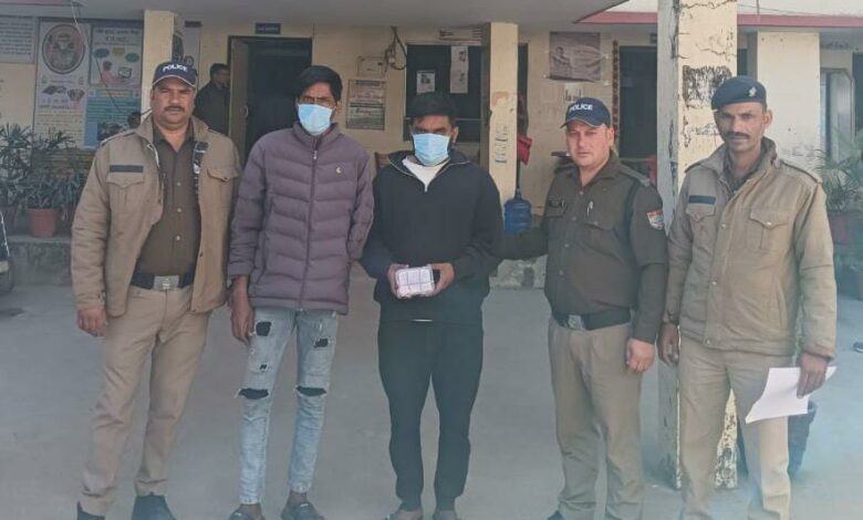 Dehradun: पटेलनगर क्षेत्र में हुई नकबजनी की घटना का खुलासा, 2 गिरफ्तार, कब्जे से घटना में चोरी की गई नकदी, ज्वैलरी व दस्तावेज बरामद Dehradun: पटेलनगर क्षेत्र में हुई नकबजनी की घटना का खुलासा, 2 गिरफ्तार, कब्जे से घटना में चोरी की गई नकदी, ज्वैलरी व दस्तावेज बरामद